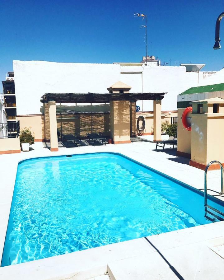 Agua IV & Seasonal Pool By Ele Apartments Malaga Exterior photo